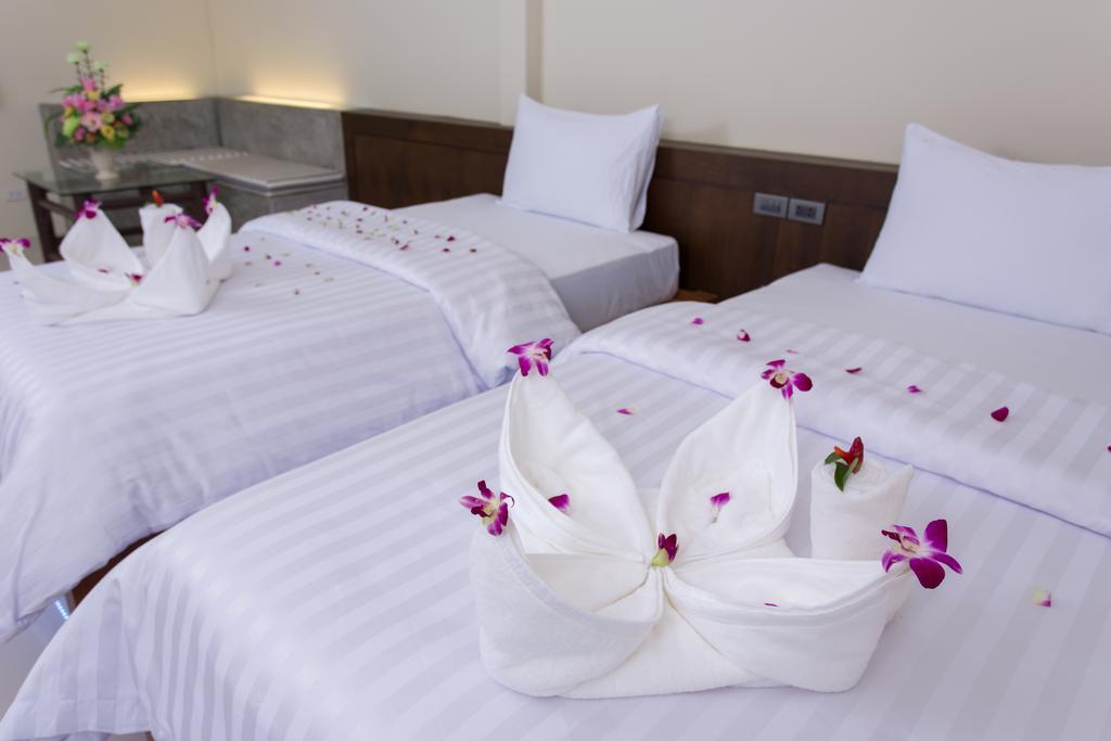 Suksompong Resort Khao Lak Eksteriør bilde