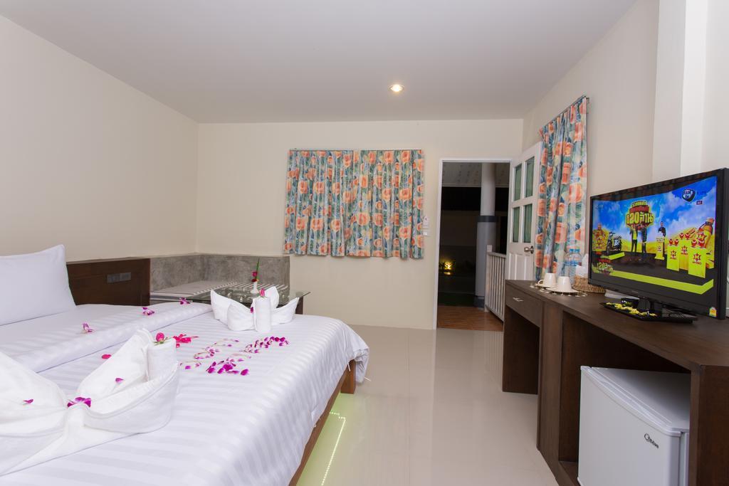 Suksompong Resort Khao Lak Eksteriør bilde