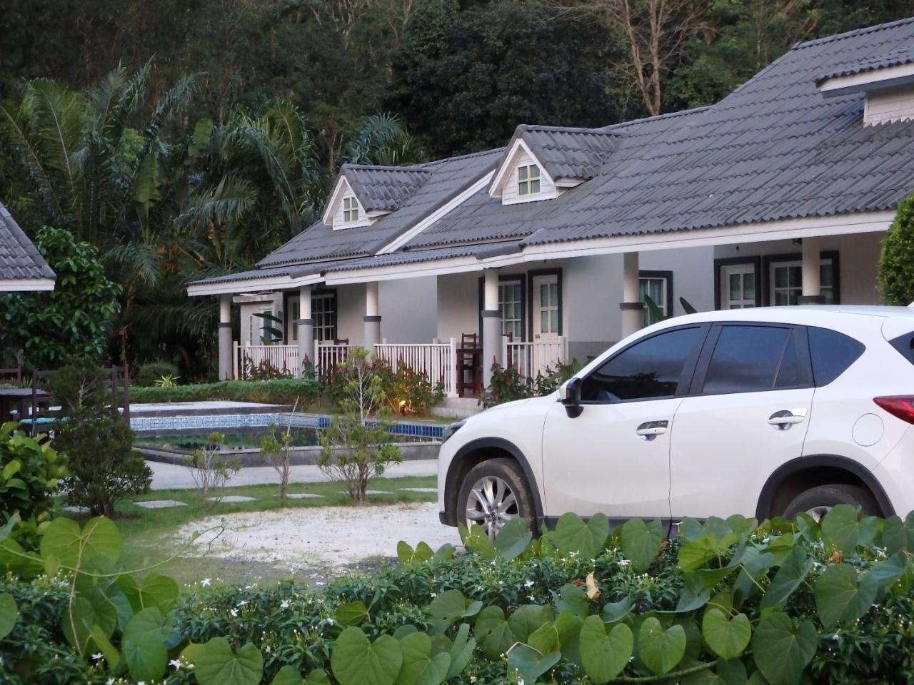 Suksompong Resort Khao Lak Eksteriør bilde