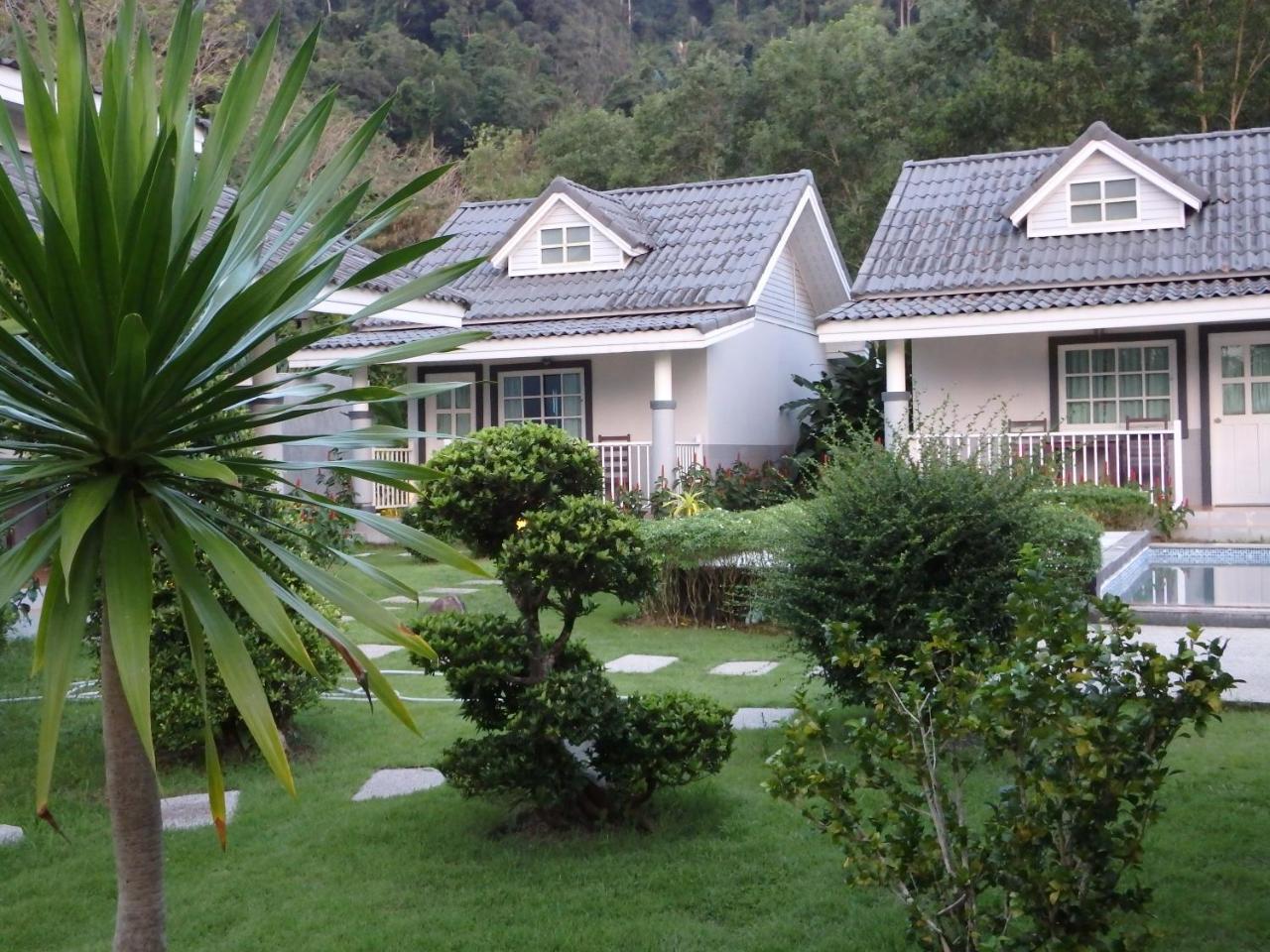 Suksompong Resort Khao Lak Eksteriør bilde